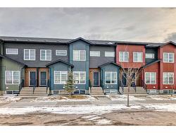 118 Red Embers Gate NE Calgary, AB T3N 1E9