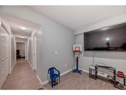 118 Red Embers Gate Ne, Calgary, AB - Indoor