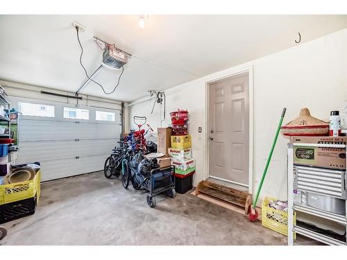 9 Dover Mews Se, Calgary, AB - Indoor Photo Showing Garage