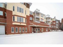 1210-1000 Sienna Park Green SW Calgary, AB T3H 3N7