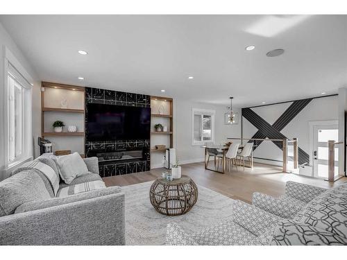 119 Silver Brook Road Nw, Calgary, AB - Indoor Photo Showing Living Room