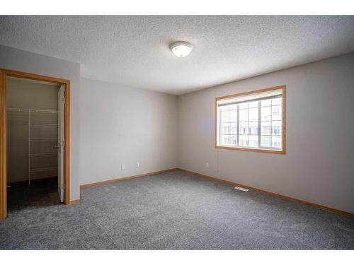 14 Taralea Bay Ne, Calgary, AB - Indoor Photo Showing Other Room