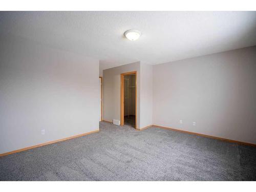 14 Taralea Bay Ne, Calgary, AB - Indoor Photo Showing Other Room