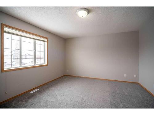 14 Taralea Bay Ne, Calgary, AB - Indoor Photo Showing Other Room