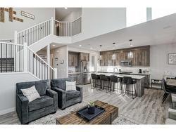 122 Carringvue Manor NW Calgary, AB T3P 0W2