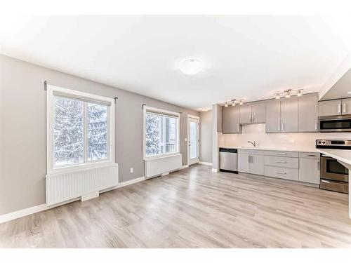 2316 16 Street Sw, Calgary, AB - Indoor Photo Showing Kitchen