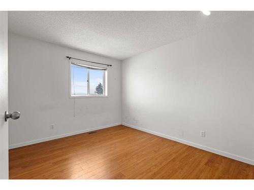 92 Covington Rise Ne, Calgary, AB - Indoor Photo Showing Other Room