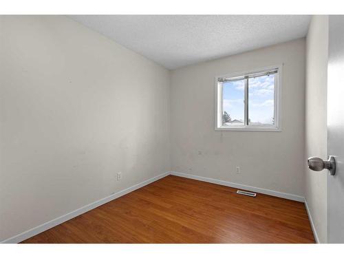 92 Covington Rise Ne, Calgary, AB - Indoor Photo Showing Other Room