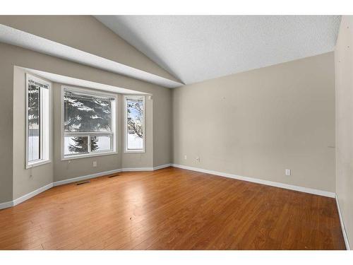 92 Covington Rise Ne, Calgary, AB - Indoor Photo Showing Other Room