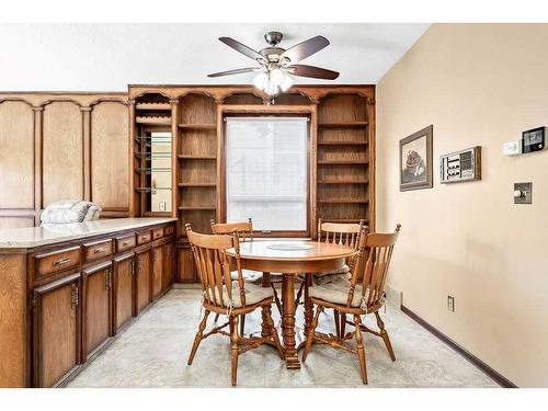 104 Hawkwood Crescent Nw, Calgary, AB - Indoor Photo Showing Dining Room