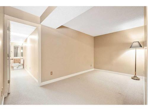 104 Hawkwood Crescent Nw, Calgary, AB - Indoor Photo Showing Other Room