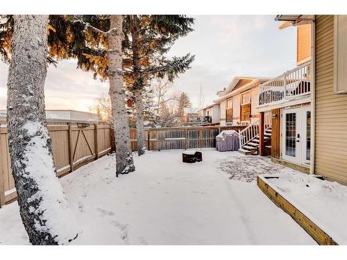 16 Ranchridge Crescent Nw, Calgary, AB - Outdoor