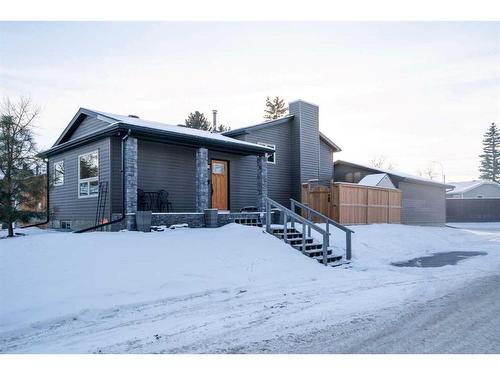 3 Rivervalley Place Se, Calgary, AB - Outdoor