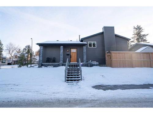 3 Rivervalley Place Se, Calgary, AB - Outdoor