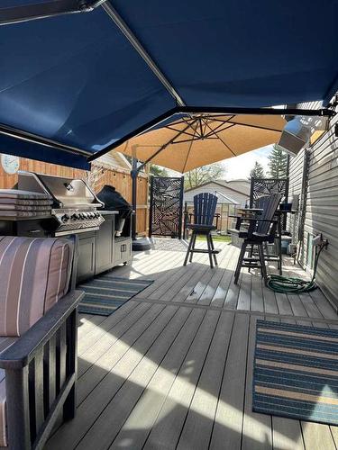 3 Rivervalley Place Se, Calgary, AB - Outdoor With Deck Patio Veranda