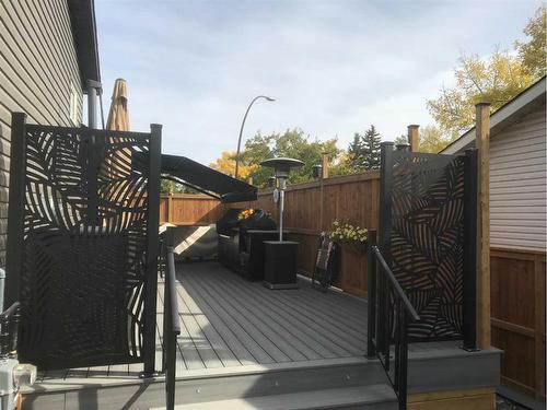 3 Rivervalley Place Se, Calgary, AB - Outdoor