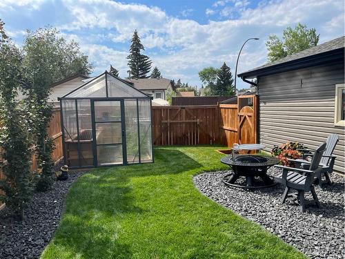 3 Rivervalley Place Se, Calgary, AB - Outdoor