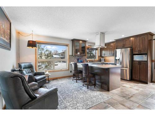 3 Rivervalley Place Se, Calgary, AB - Indoor