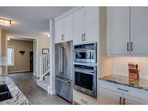 671 Cranston Avenue Se, Calgary, AB - Indoor Photo Showing Kitchen