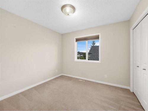 21 Cranwell Square Se, Calgary, AB - Indoor Photo Showing Other Room