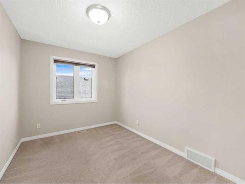 21 Cranwell Square Se, Calgary, AB - Indoor Photo Showing Other Room