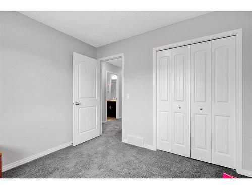 1701 Legacy Circle Se, Calgary, AB - Indoor