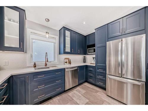 50 Somercrest Circle Sw, Calgary, AB - Indoor Photo Showing Kitchen With Upgraded Kitchen