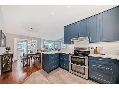 50 Somercrest Circle Sw, Calgary, AB - Indoor Photo Showing Kitchen With Upgraded Kitchen