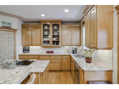 191 Rocky Ridge Landing Nw, Calgary, AB - Indoor Photo Showing Kitchen