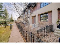 169 Aspen Hills Villas SW Calgary, AB T3H 0H8