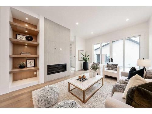 3115 13 Avenue Sw, Calgary, AB - Indoor Photo Showing Living Room With Fireplace