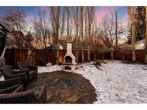 528 14 Avenue Ne, Calgary, AB - Outdoor