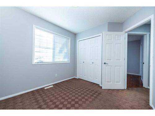 96 Taradale Drive Ne, Calgary, AB - Indoor Photo Showing Other Room