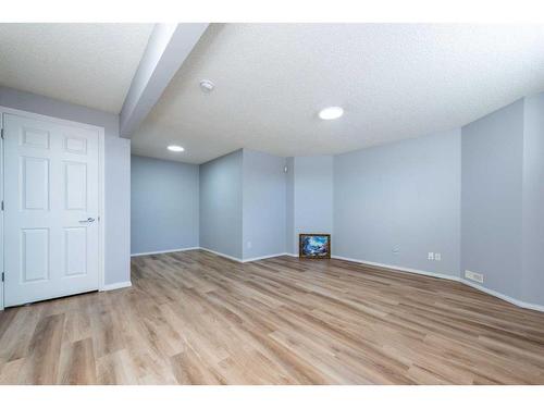 96 Taradale Drive Ne, Calgary, AB - Indoor Photo Showing Other Room