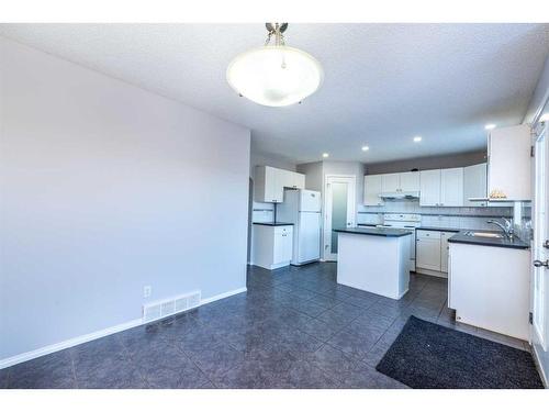 96 Taradale Drive Ne, Calgary, AB - Indoor Photo Showing Kitchen