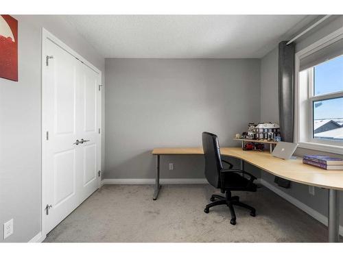 99 Evansfield Rise Nw, Calgary, AB - Indoor Photo Showing Office