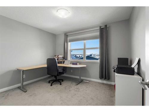 99 Evansfield Rise Nw, Calgary, AB - Indoor Photo Showing Office