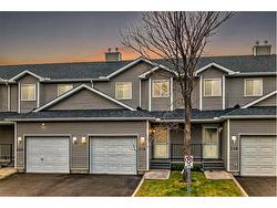 218 Taracove Place NE Calgary, AB T3J 4T3