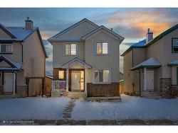 194 Saddlemead Green  Calgary, AB T3J 4M7