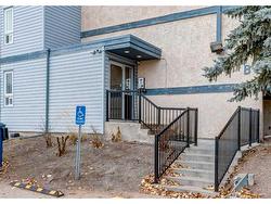 102B-5601 Dalton Drive NW Calgary, AB T3A 2E2