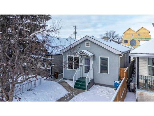 1532 19 Avenue Nw, Calgary, AB - Outdoor