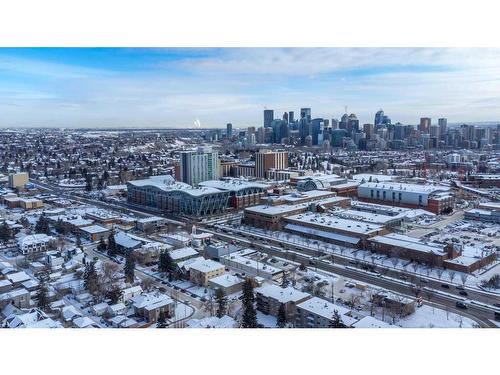 1532 19 Avenue Nw, Calgary, AB - Outdoor With View