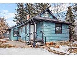 6152 Bowwood Drive NW Calgary, AB T3B 2E9