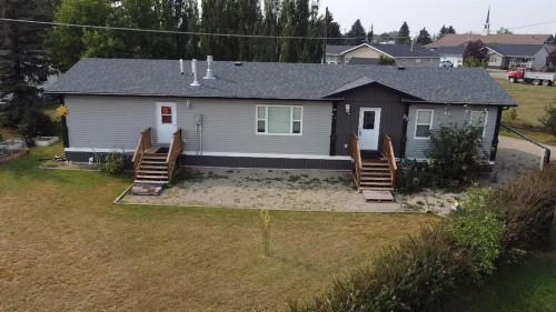 421 Main Street, Champion, AB - Outdoor