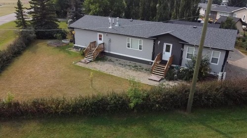 421 Main Street, Champion, AB - Outdoor