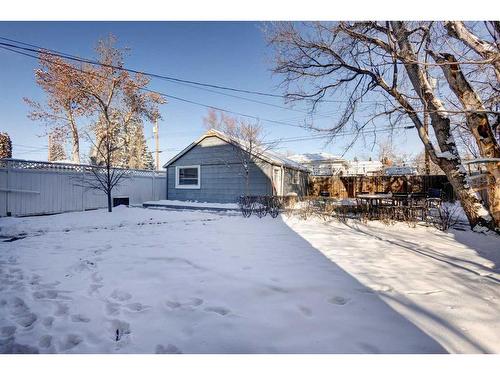 3536 2 Avenue Sw, Calgary, AB - Outdoor