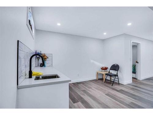 52 Millward Place Ne, Calgary, AB - Indoor