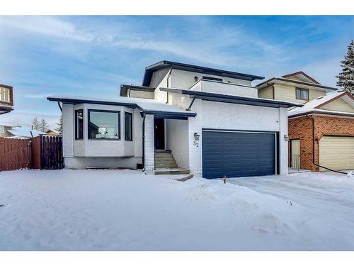 52 Millward Place Ne, Calgary, AB - Outdoor