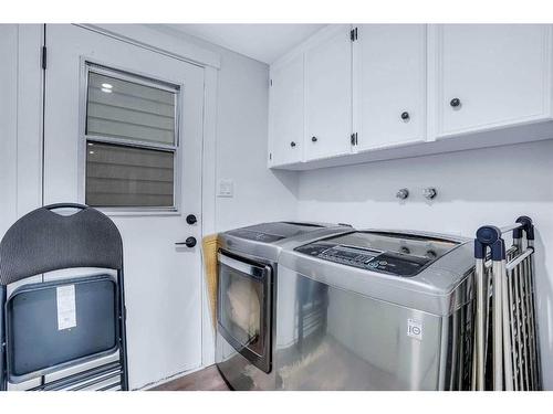 52 Millward Place Ne, Calgary, AB - Indoor Photo Showing Laundry Room