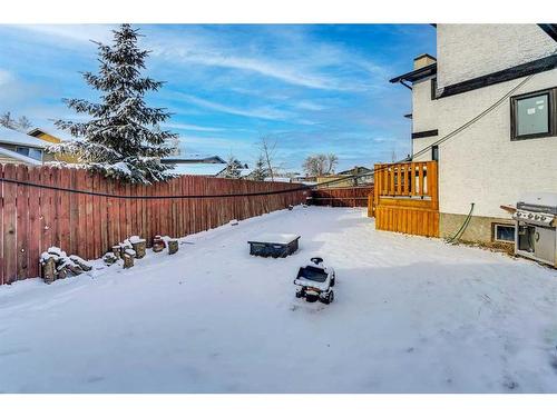 52 Millward Place Ne, Calgary, AB - Outdoor